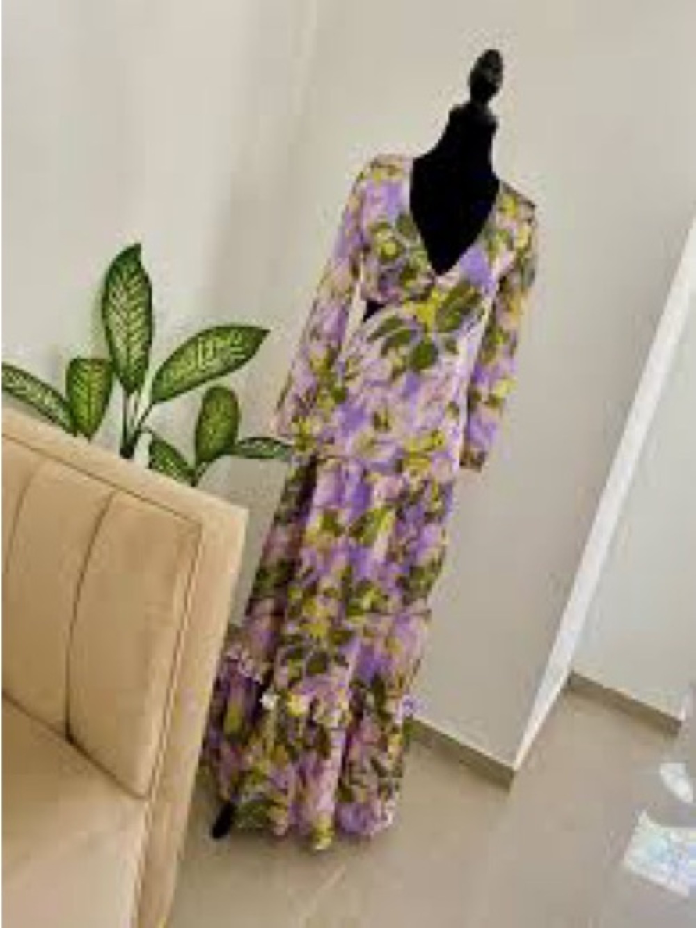 VENUS Sherbet Satin Cut Out Color Lavender Floral Maxi Dress Size 10